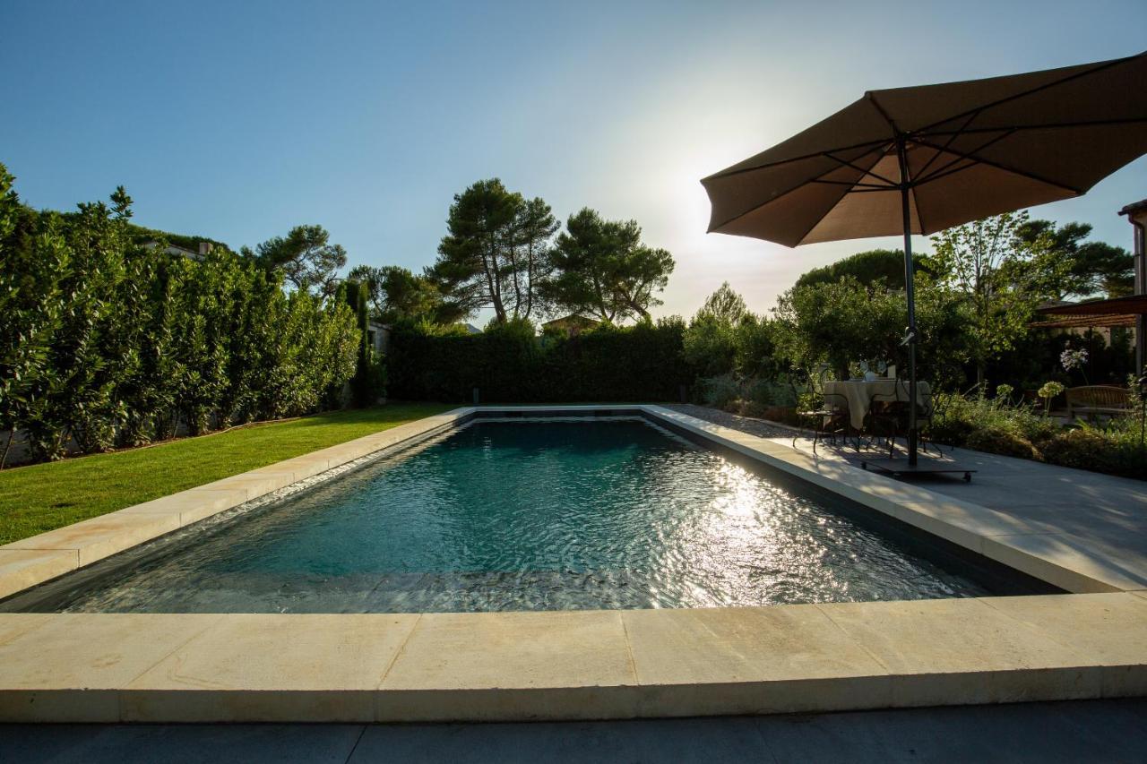 Le Mas Des Fees Hotel Eygalières Buitenkant foto